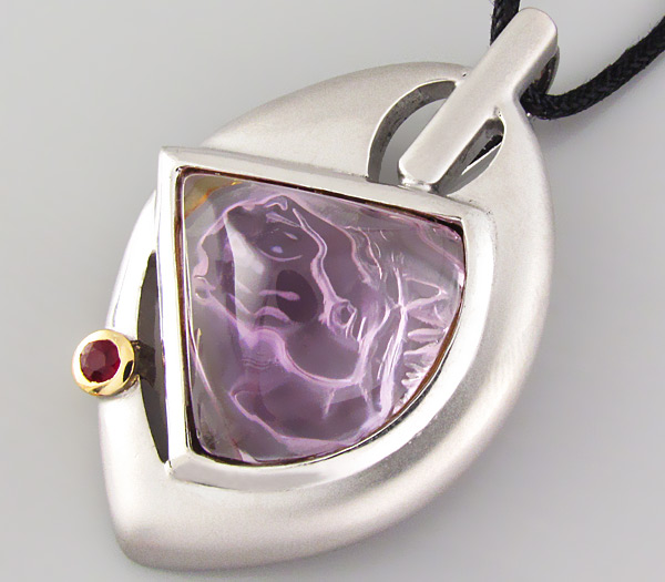 Серебро 925 Кулон с аметистом авторской огранки и пурпурным сапфиром!